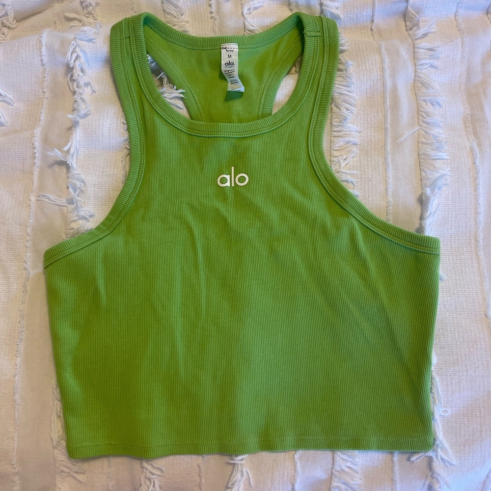 ALO Yoga Aspire Tank Top in Green